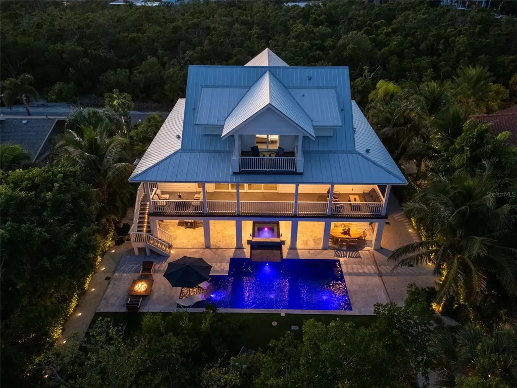 598 Lyons Lane Longboat Key FL 34228