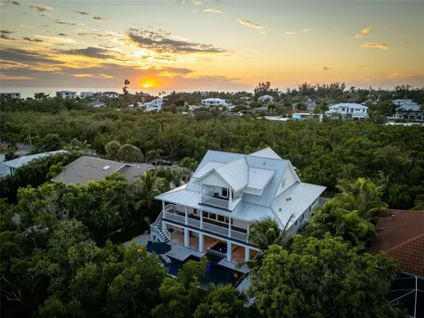 598 Lyons Lane Longboat Key FL 34228