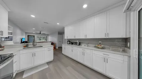 6003 16th Avenue S Tampa FL 33619