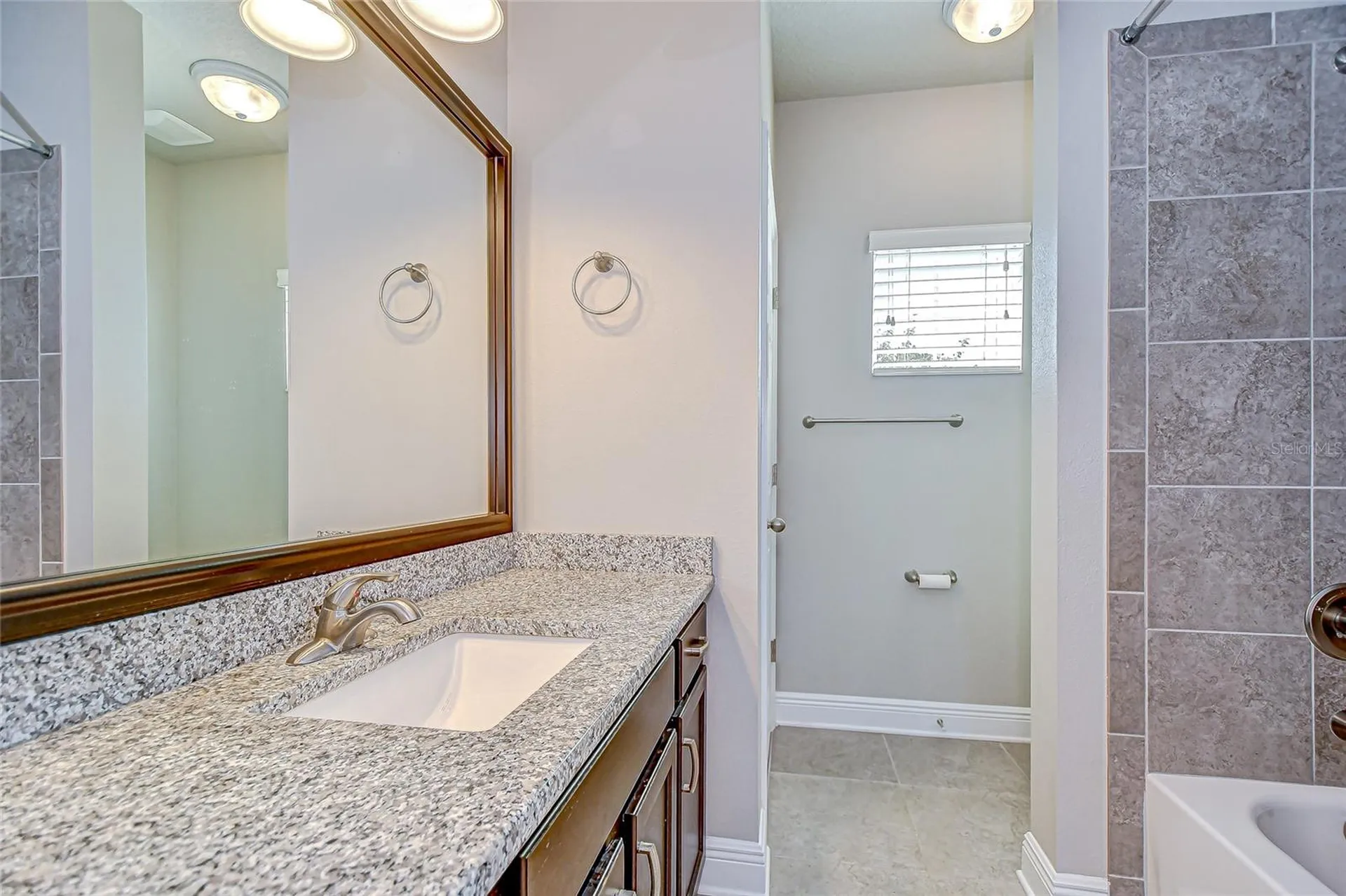 1018 Tracey Ann Loop Seffner FL 33584