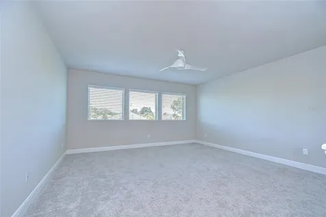 1018 Tracey Ann Loop Seffner FL 33584