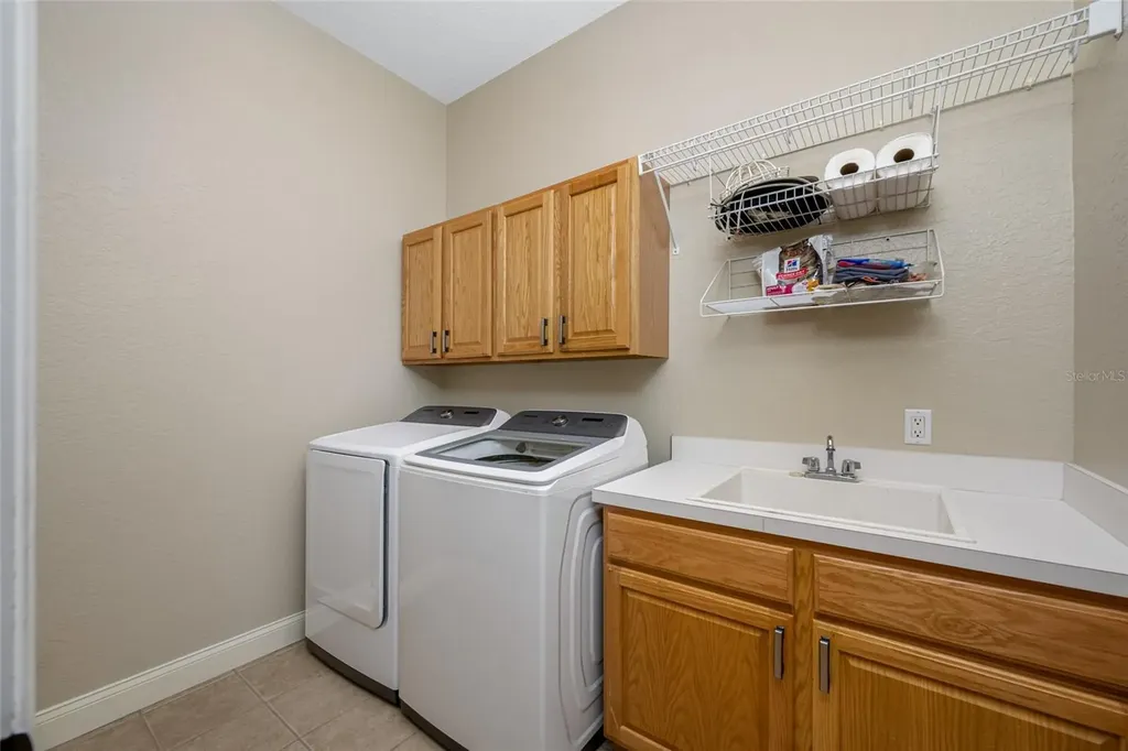 6750 Huntington Hills Boulevard Lakeland FL 33810