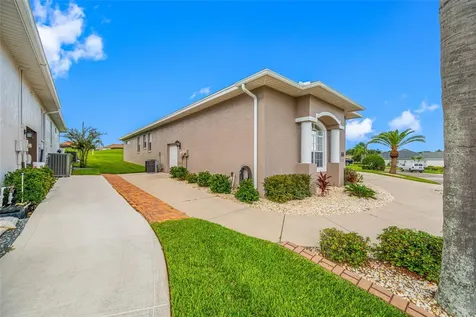 6750 Huntington Hills Boulevard Lakeland FL 33810