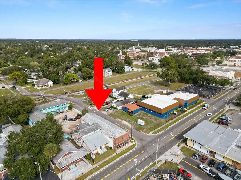702 W Drive Martin Luther King Jr Boulevard Plant City FL 33563