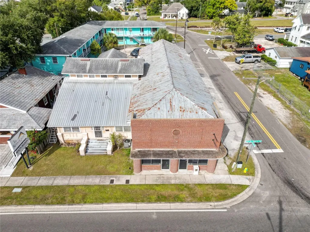 702 W Drive Martin Luther King Jr Boulevard Plant City FL 33563