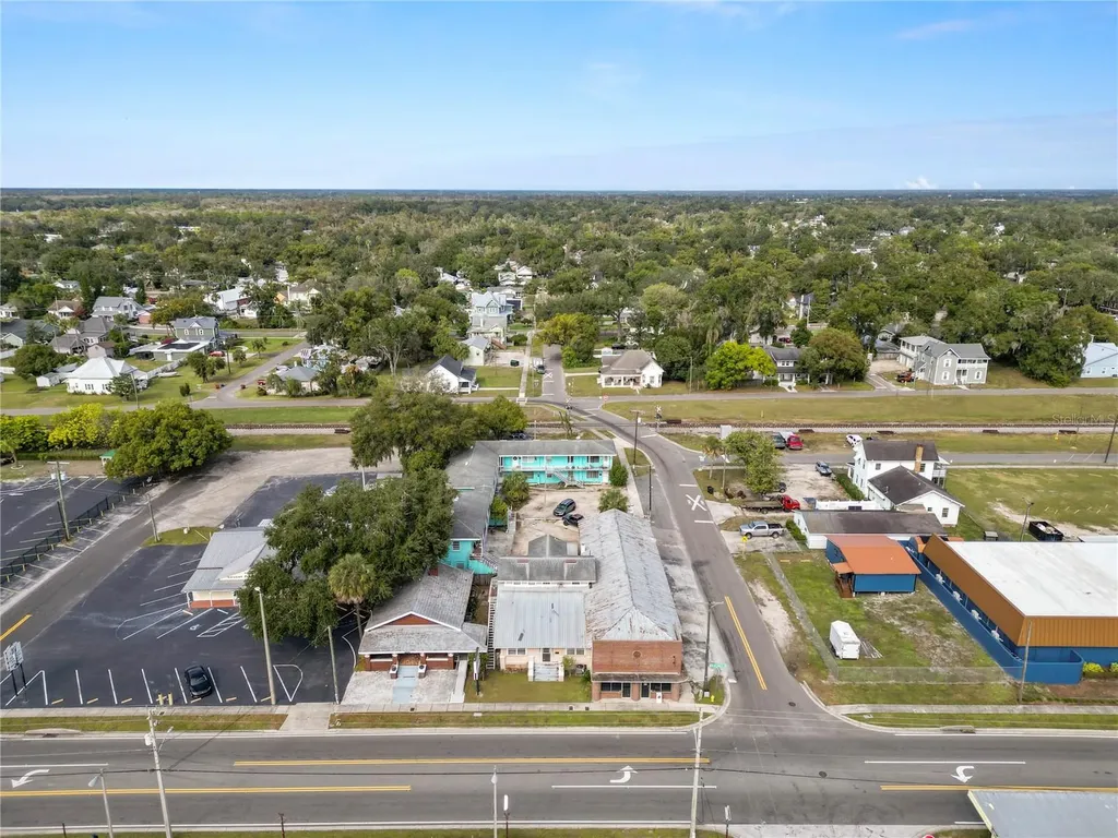 702 W Drive Martin Luther King Jr Boulevard Plant City FL 33563