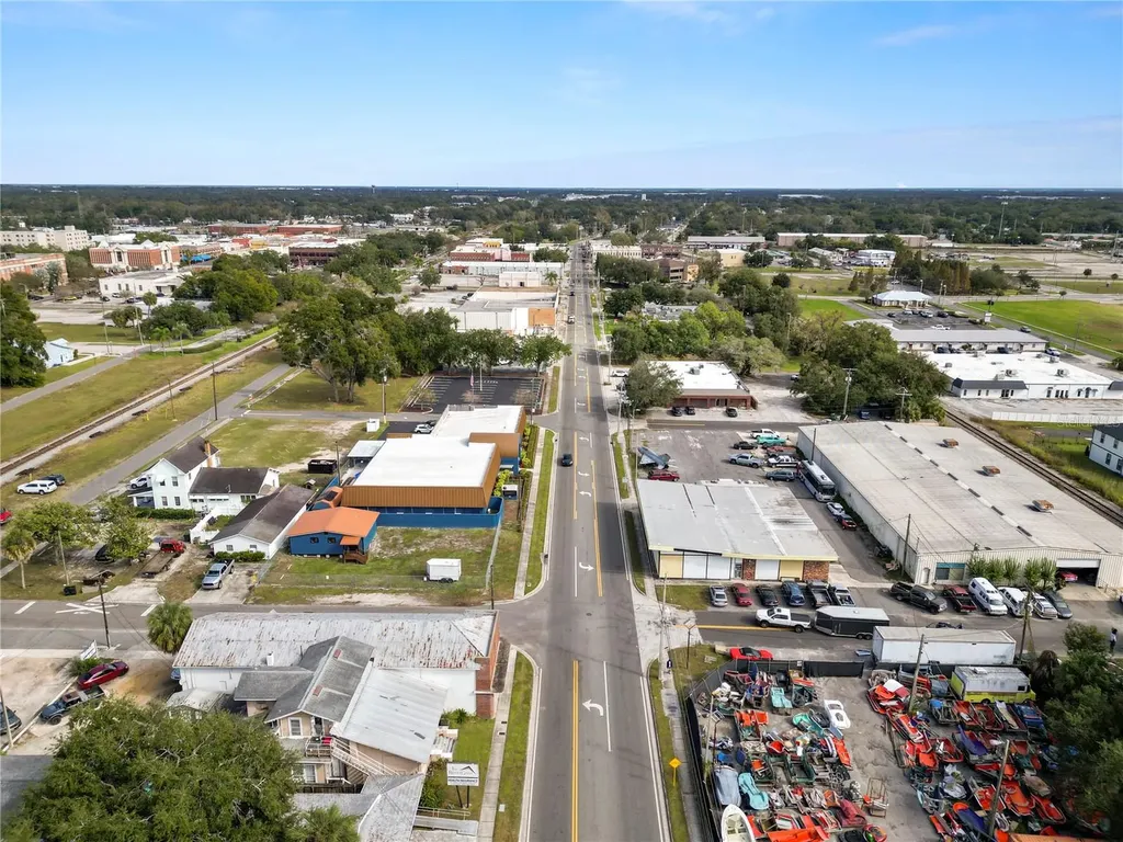 702 W Drive Martin Luther King Jr Boulevard Plant City FL 33563
