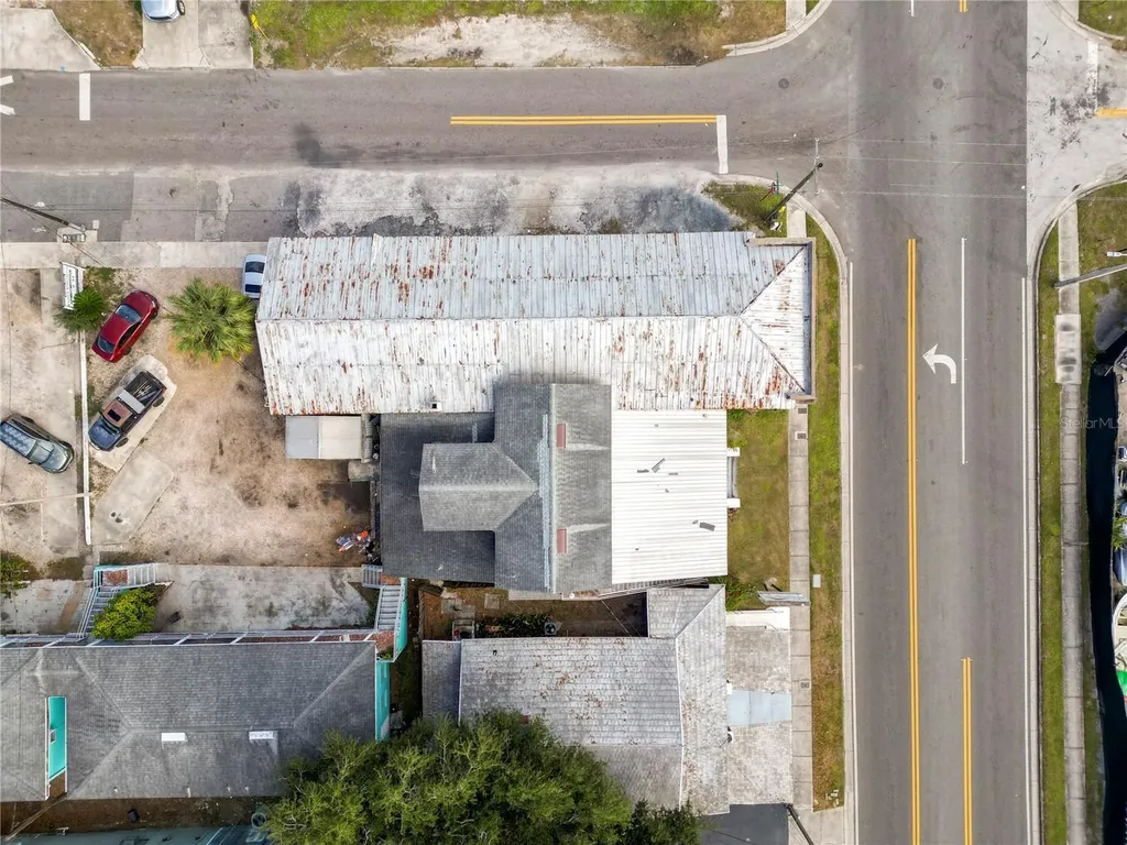 702 W Drive Martin Luther King Jr Boulevard Plant City FL 33563