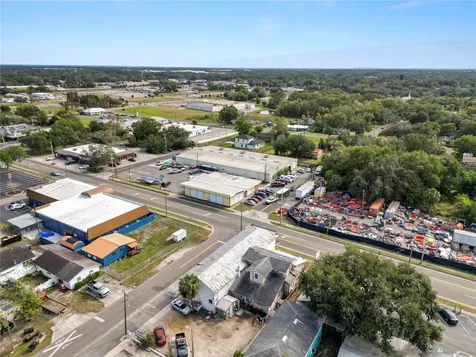 702 W Dr Martin Luther King Jr Boulevard Plant City FL 33563