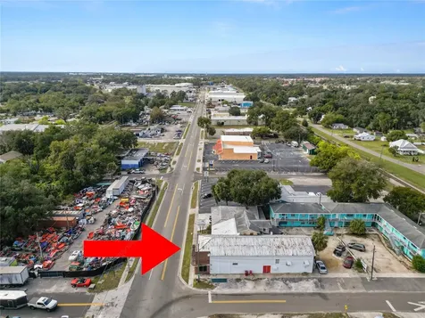 702 W Dr Martin Luther King Jr Boulevard Plant City FL 33563