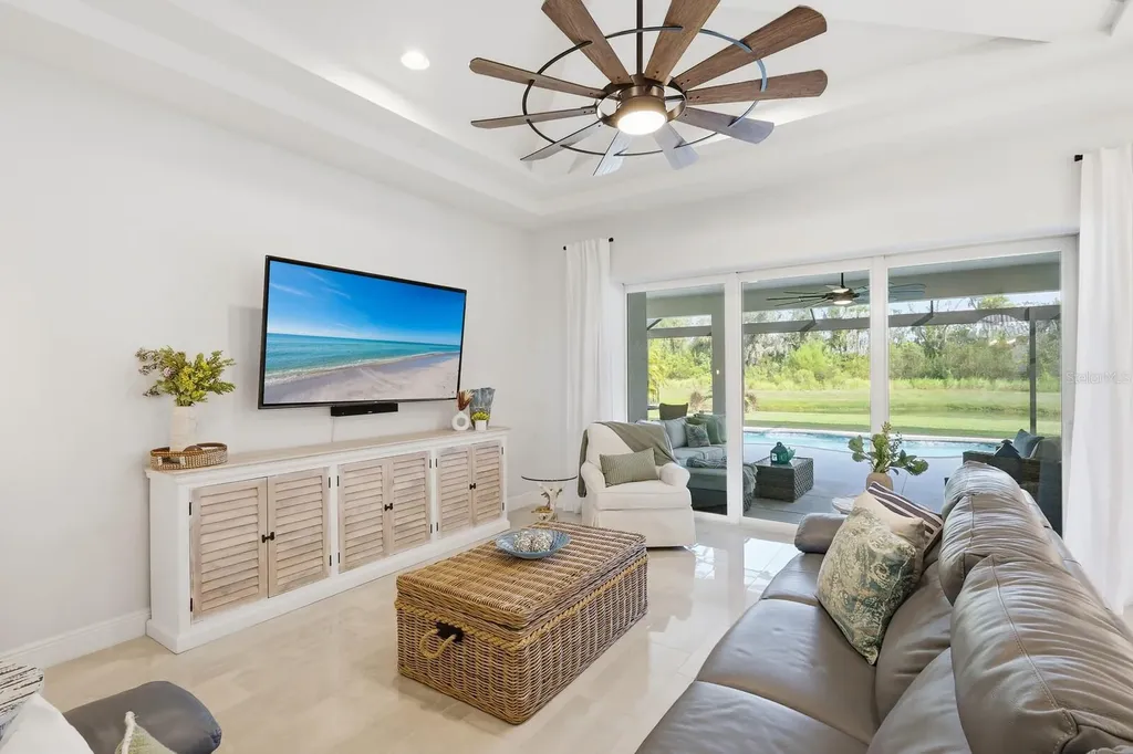 15918 39th Glen E Parrish FL 34219