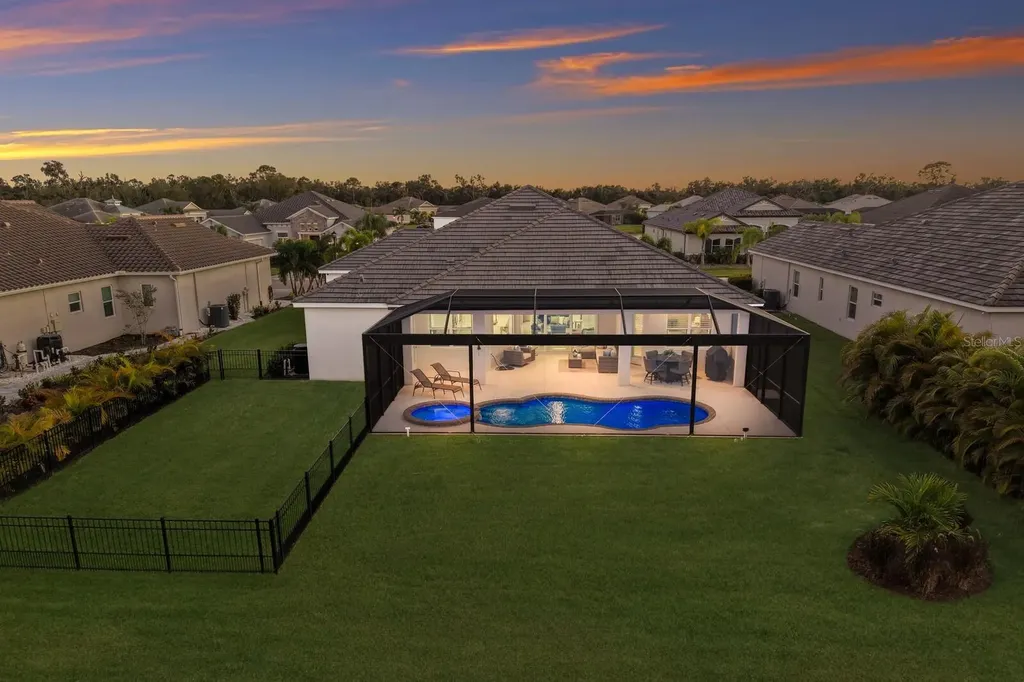 15918 39th Glen E Parrish FL 34219