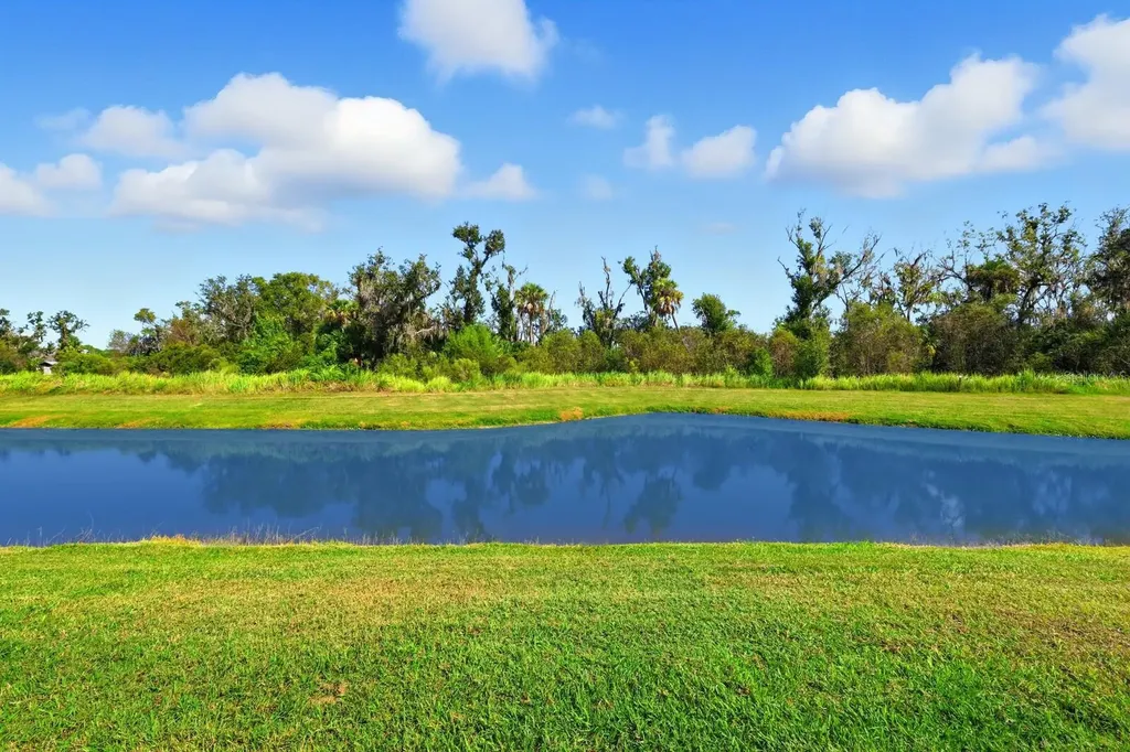 15918 39th Glen E Parrish FL 34219