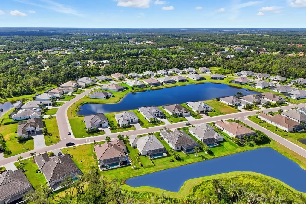 15918 39th Glen E Parrish FL 34219