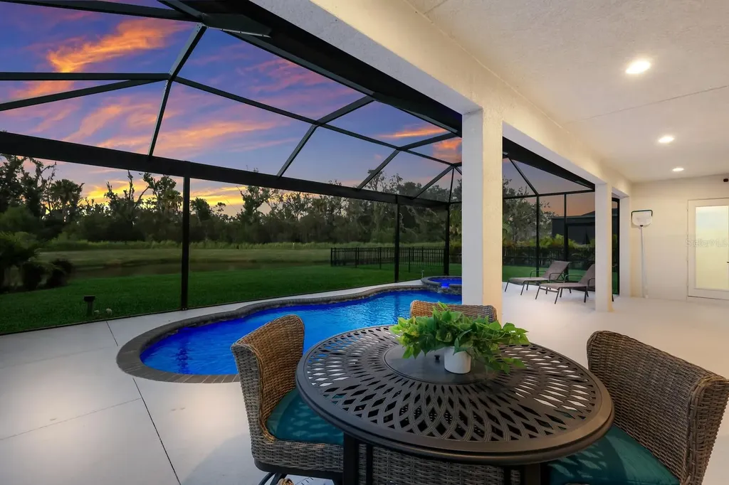 15918 39th Glen E Parrish FL 34219