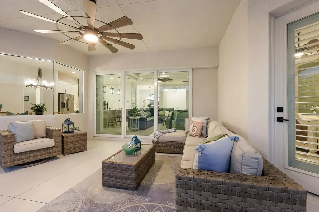 15918 39th Glen E Parrish FL 34219