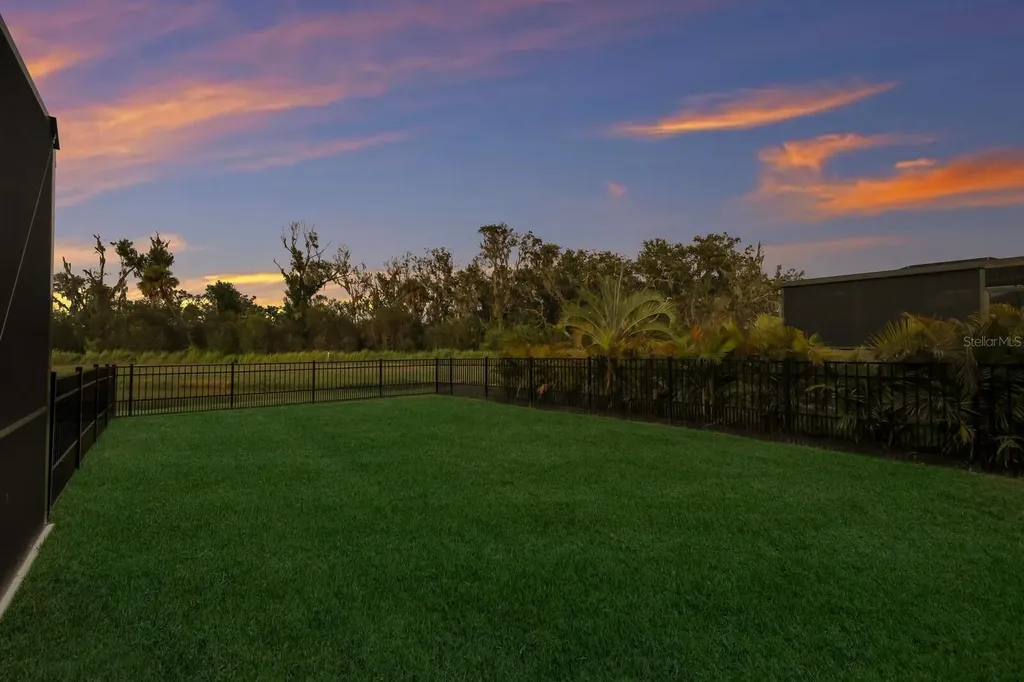 15918 39th Glen E Parrish FL 34219