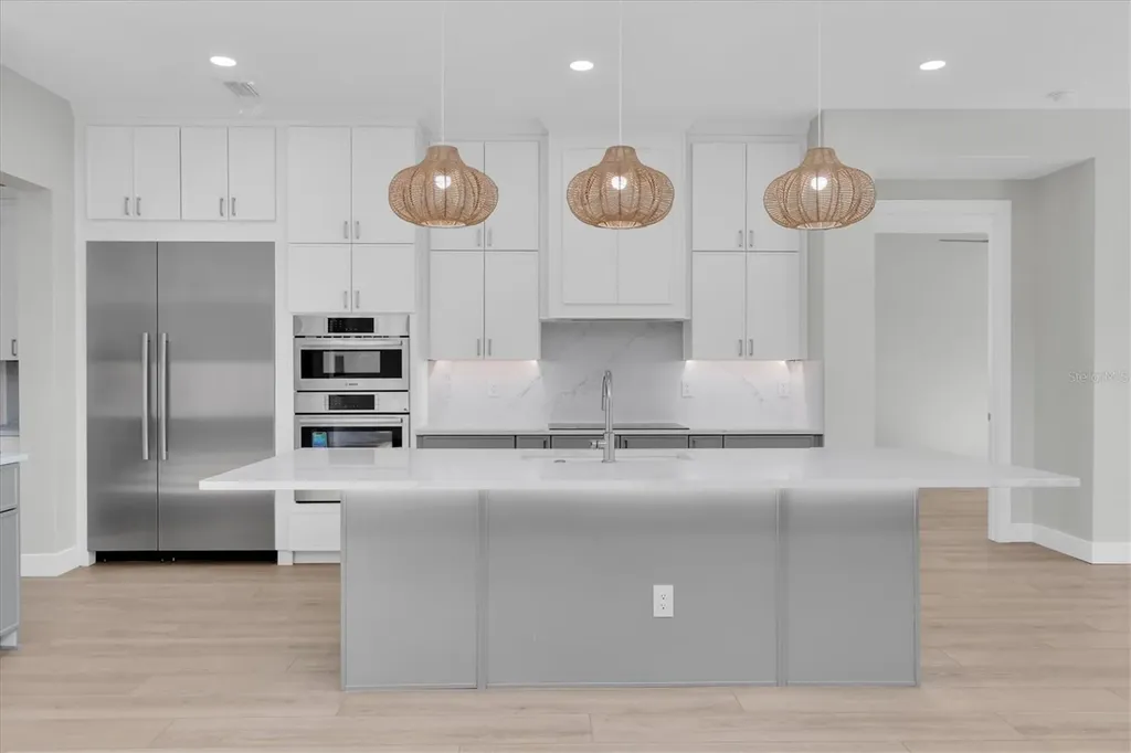 5966 Bayview Circle S Gulfport FL 33707
