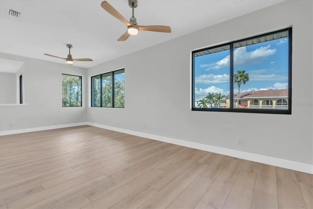 5966 Bayview Circle S Gulfport FL 33707