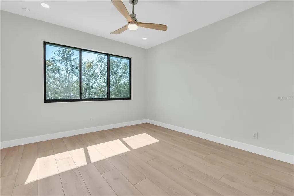 5966 Bayview Circle S Gulfport FL 33707