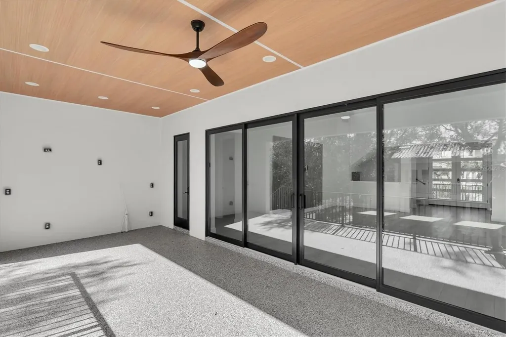 5966 Bayview Circle S Gulfport FL 33707