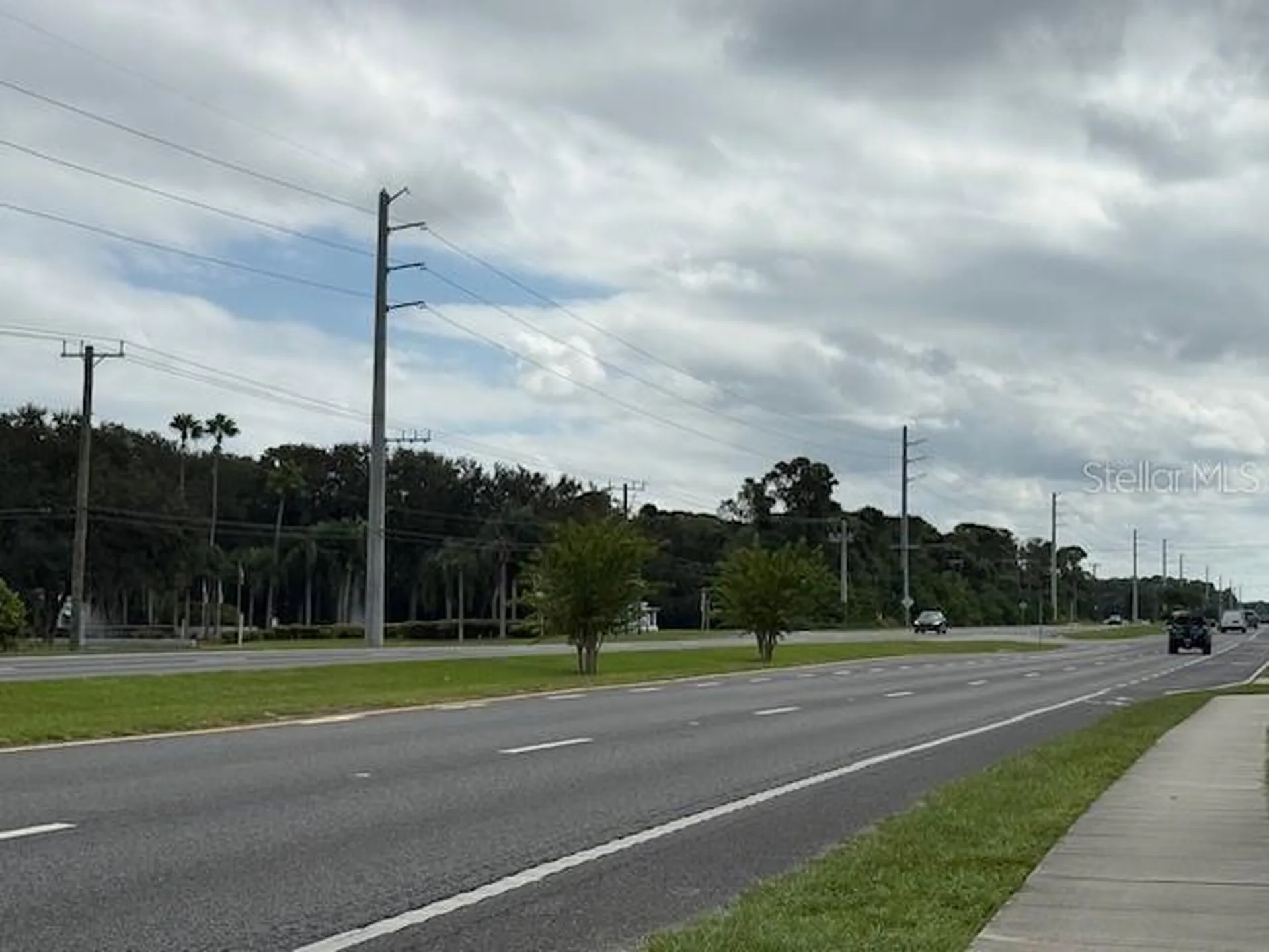 2794 S Ridgewood Avenue S Edgewater FL 32141