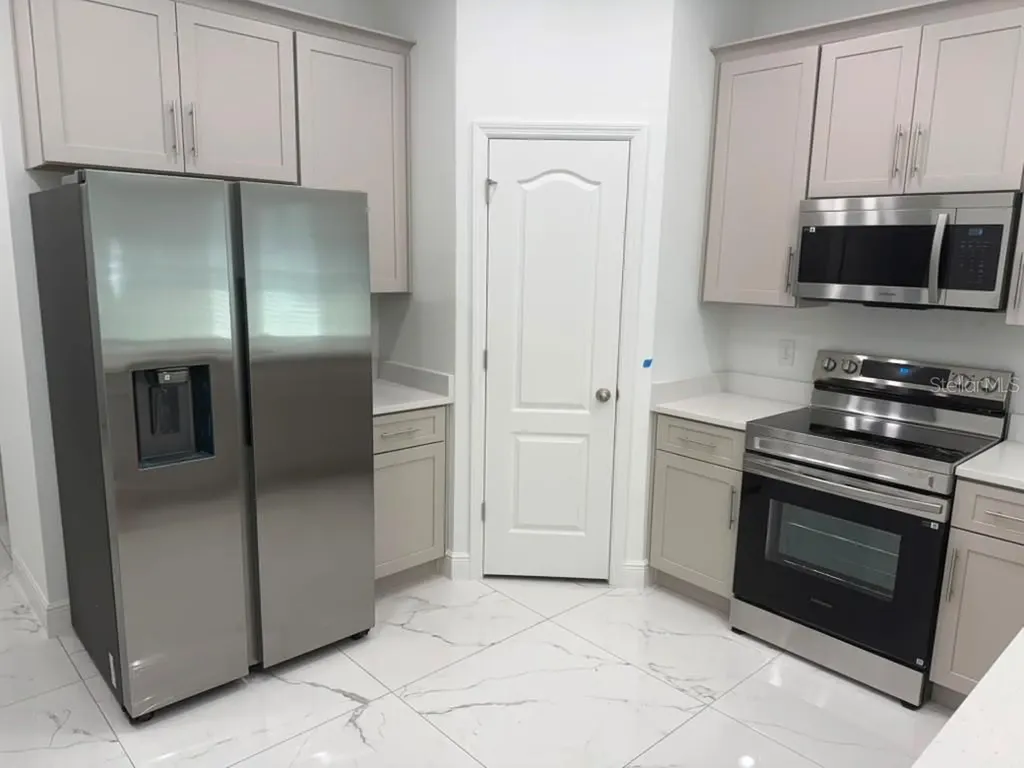 125 Pine Street Orlando FL 32824