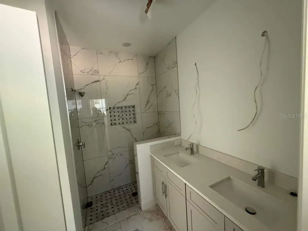 125 Pine Street Orlando FL 32824