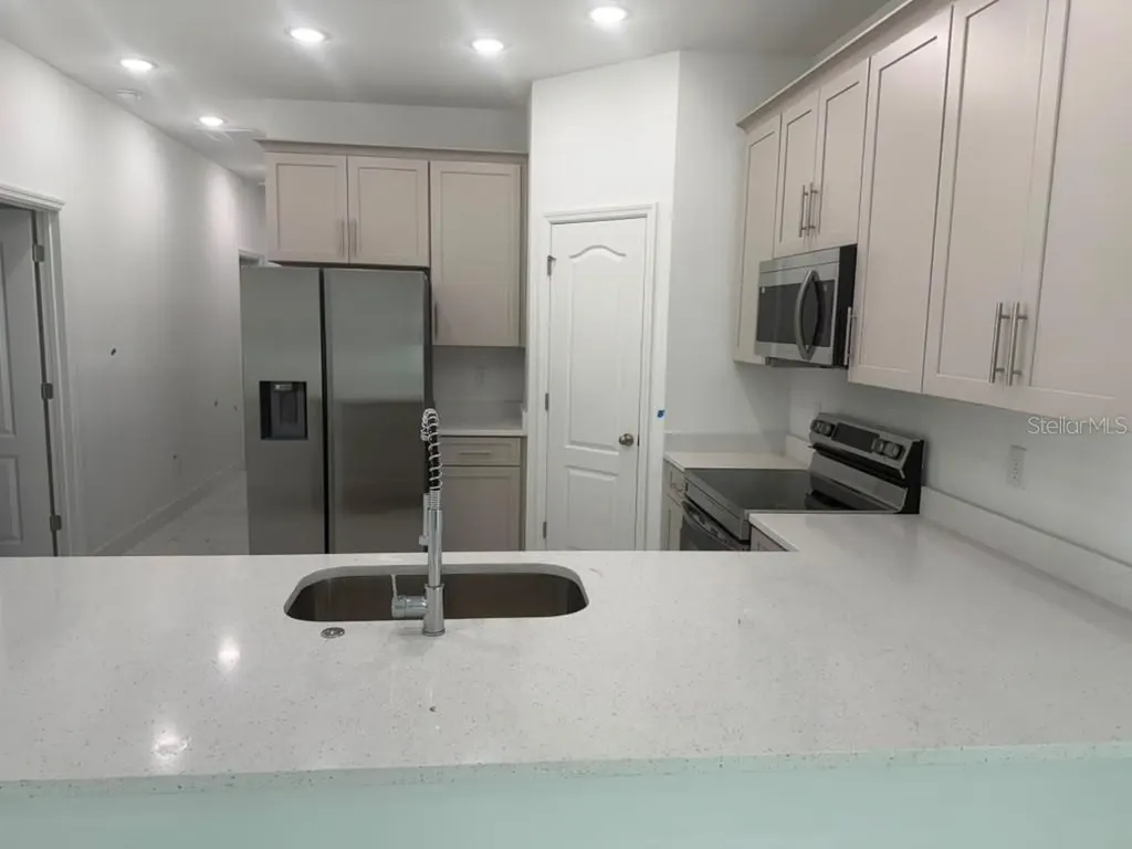125 Pine Street Orlando FL 32824