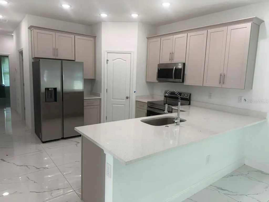 125 Pine Street Orlando FL 32824