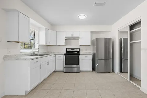 450 N Elmwood Point Crystal River FL 34429