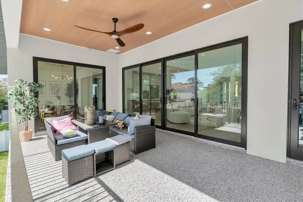 5964 Bayview Circle S Gulfport FL 33707