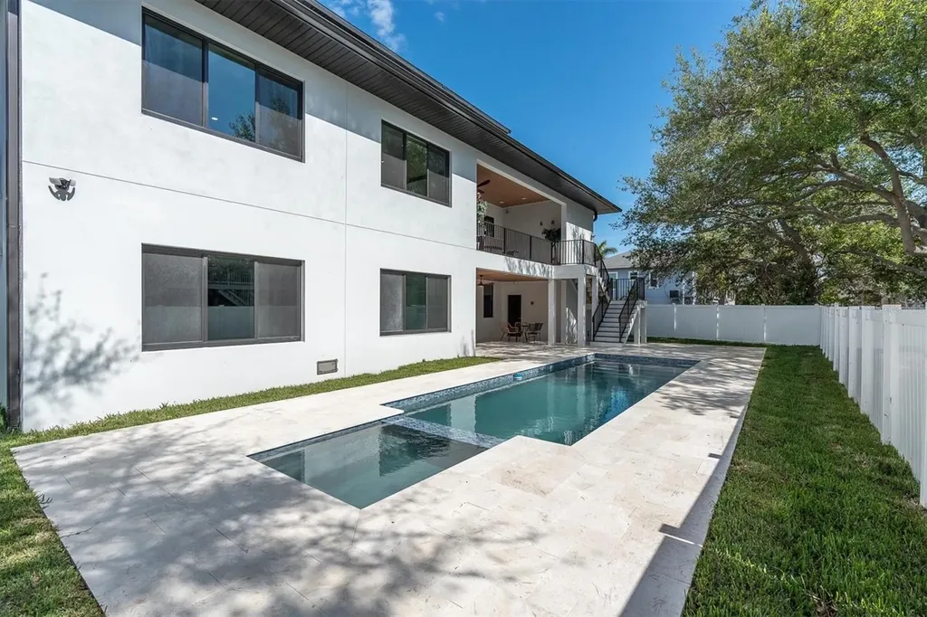 5964 Bayview Circle S Gulfport FL 33707