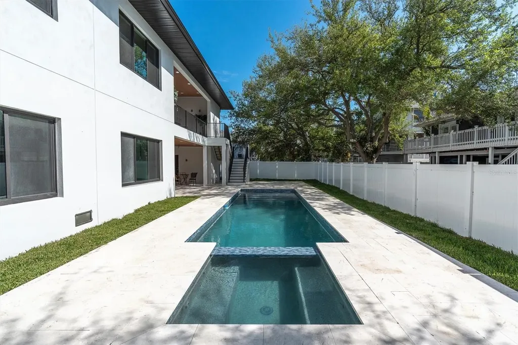 5964 Bayview Circle S Gulfport FL 33707