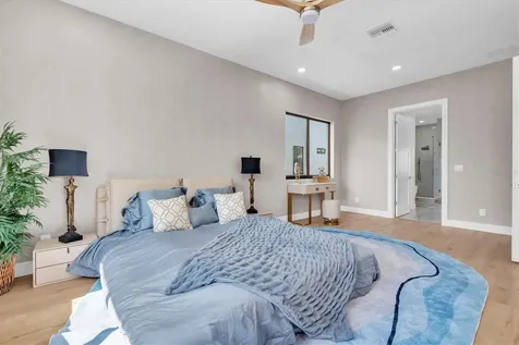 5964 Bayview Circle S Gulfport FL 33707