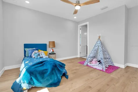 5964 Bayview Circle S Gulfport FL 33707
