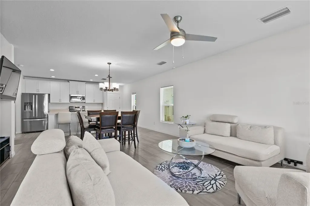 1286 Wispy Cypress Drive Kissimmee FL 34746