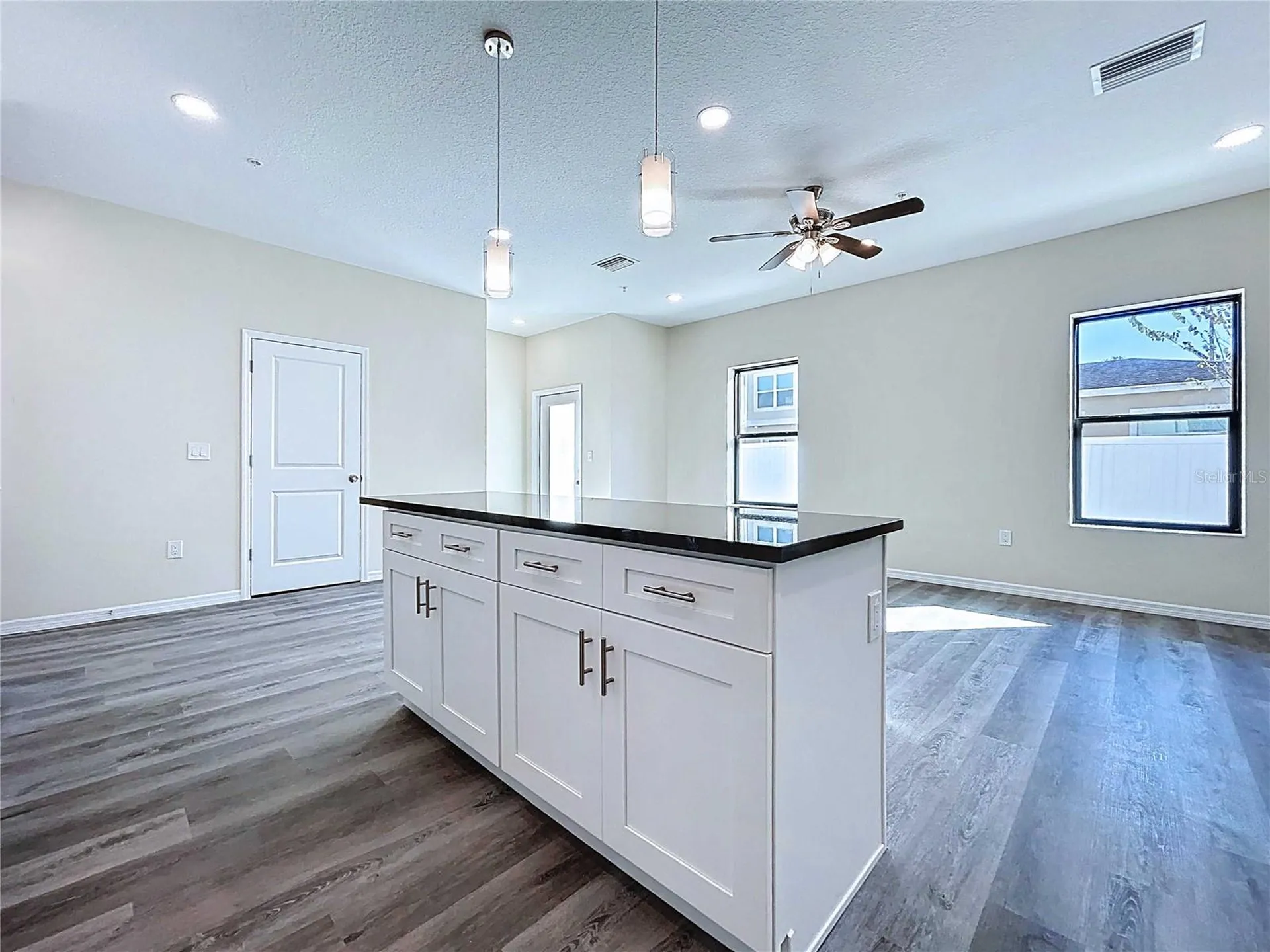 4368 Cambio Gardens Court Tampa FL 33610