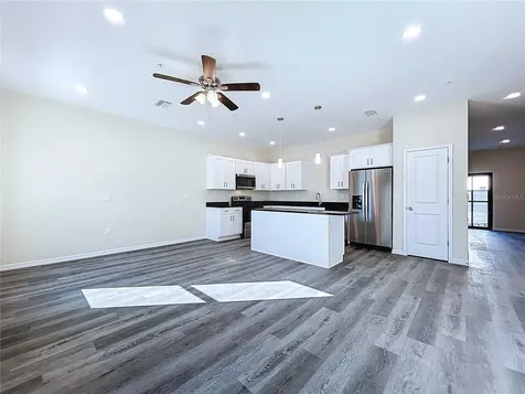 4368 Cambio Gardens Court Tampa FL 33610