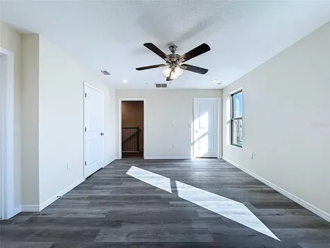 4368 Cambio Gardens Court Tampa FL 33610