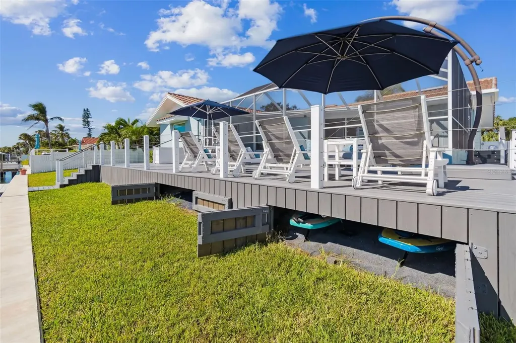 320 Belle Isle Avenue Belleair Beach FL 33786