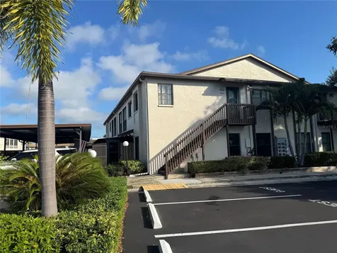 2827 W 74th Street West Bradenton FL 34209