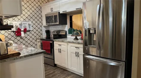 2827 W 74th Street West Bradenton FL 34209