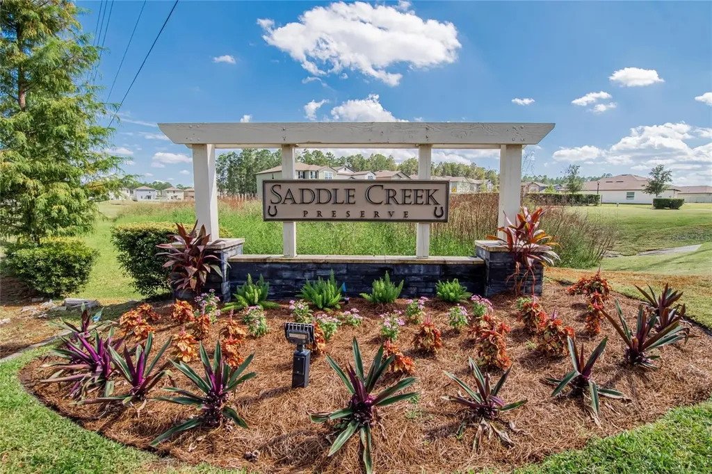 1748 Red Loop Lakeland FL 33801