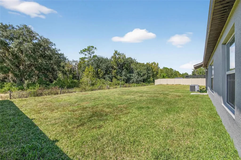 1748 Red Loop Lakeland FL 33801