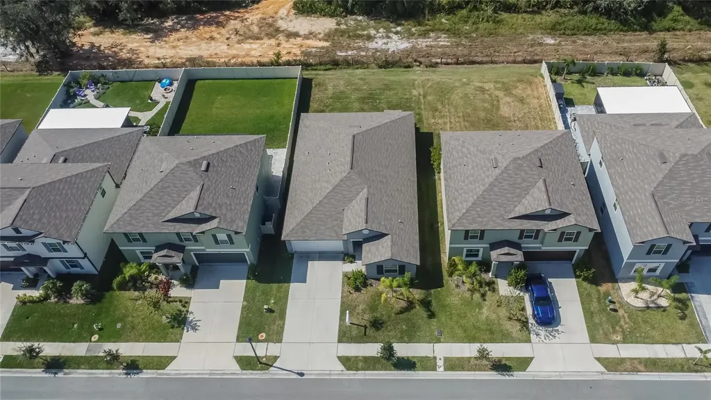 1748 Red Loop Lakeland FL 33801