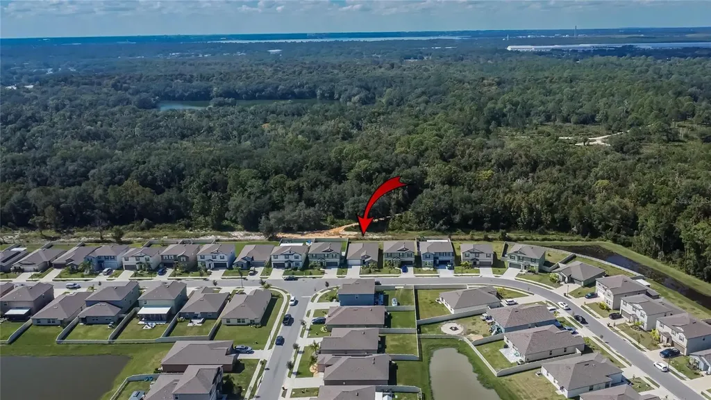 1748 Red Loop Lakeland FL 33801
