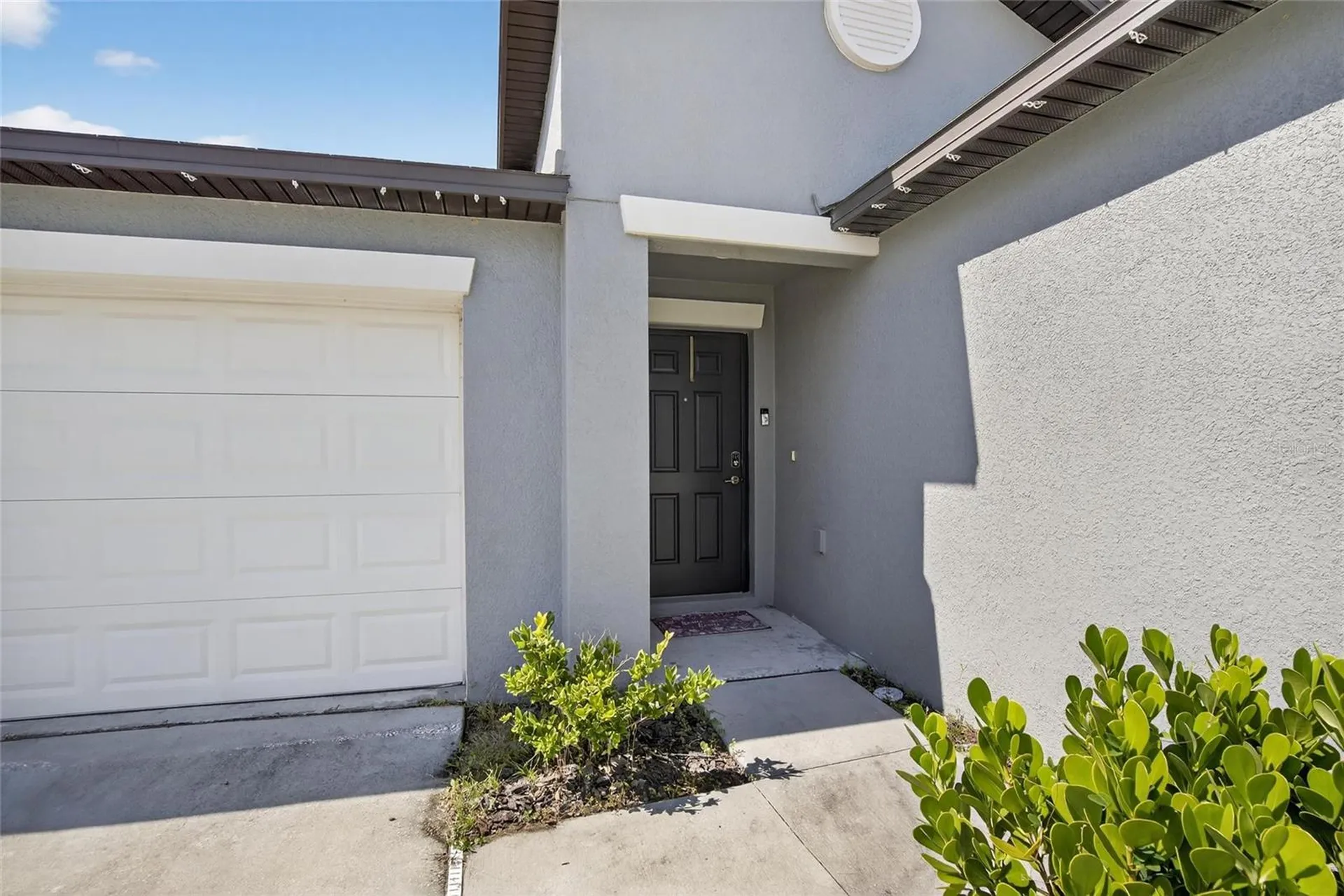 1748 Red Loop Lakeland FL 33801