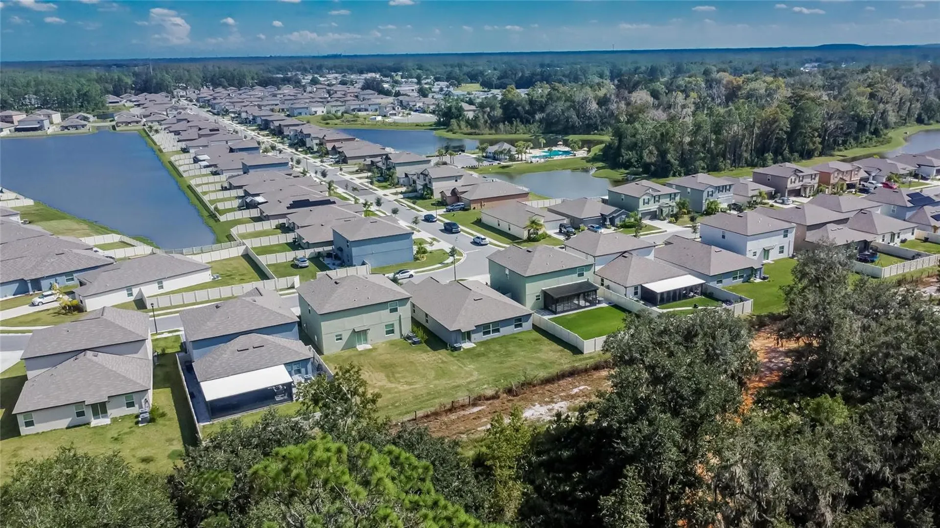 1748 Red Loop Lakeland FL 33801