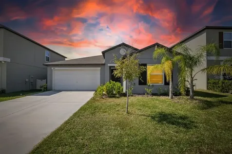 1748 Red Loop Lakeland FL 33801